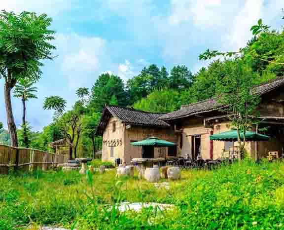 悠然山高山湿地景区主题团建场地